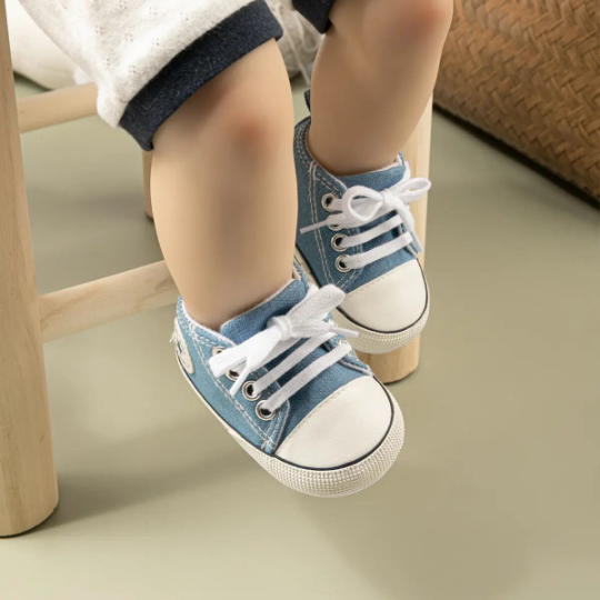 Baby sales canvas shoe